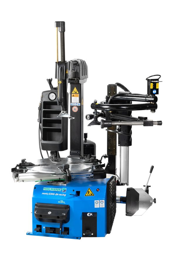 MONTY 3300-26 racing